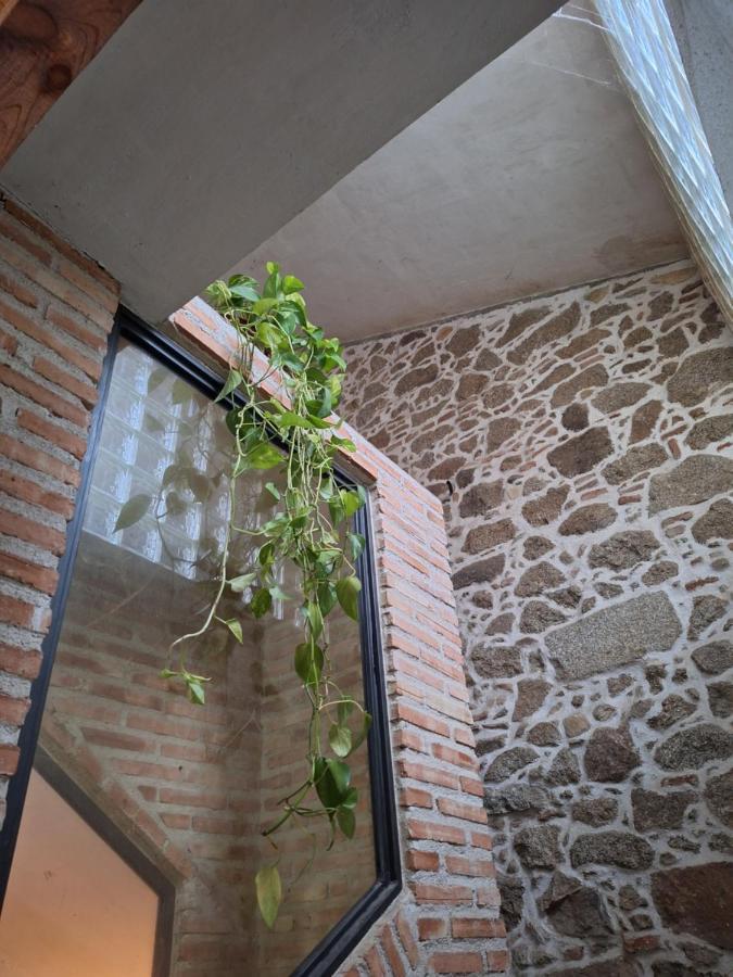 Hostal El Patio Restaurante San Bartolome de Pinares Luaran gambar
